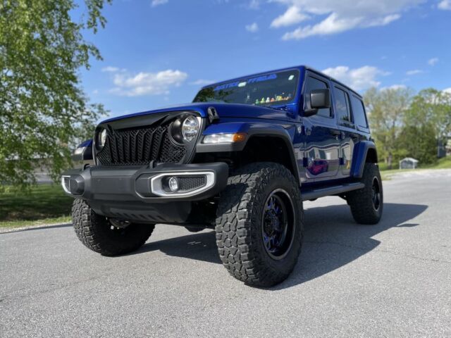 when car needs a full car detailing